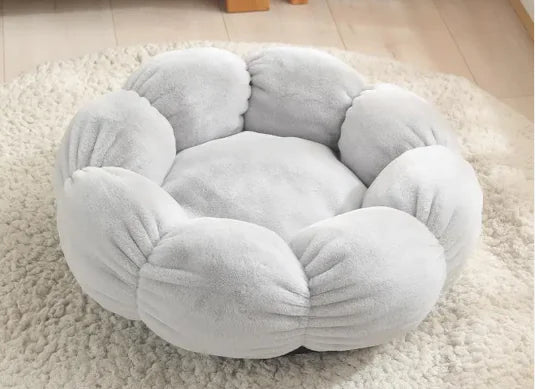 Plush Flower Pet Bed